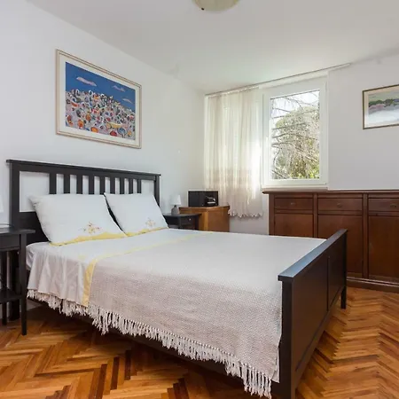 Sumratin Apartment